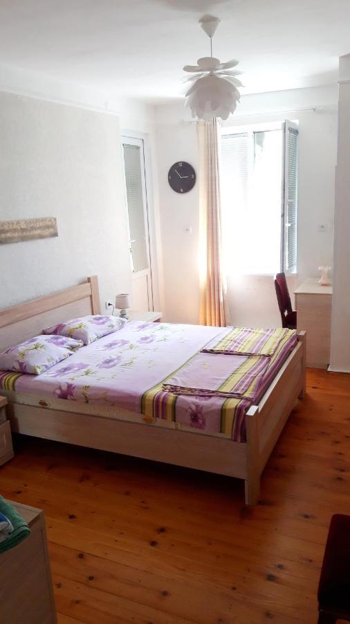 Pospolita Guest House Kutaisi Exterior foto